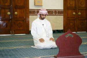 Jumeirah mosque prayer
